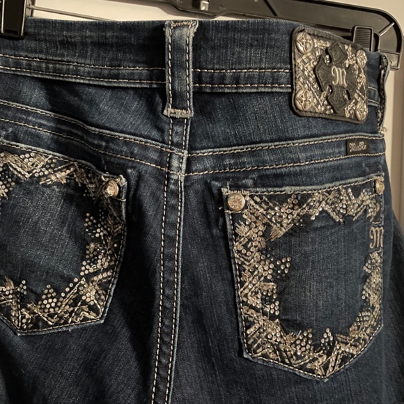 Miss Me Mid Rise Easy Boot - Picture 3 of 6